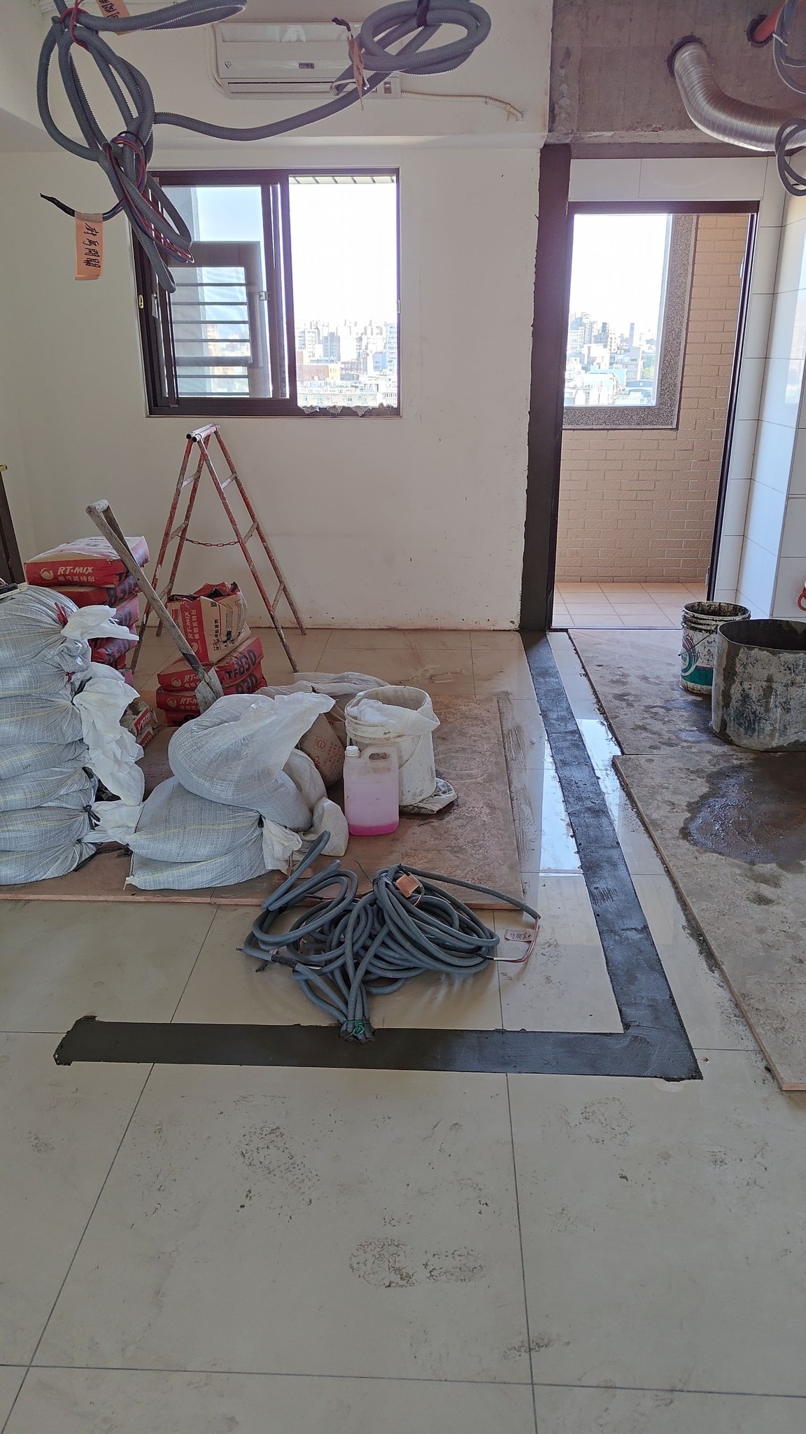 桃園市中壢區室內局部拆除翻修