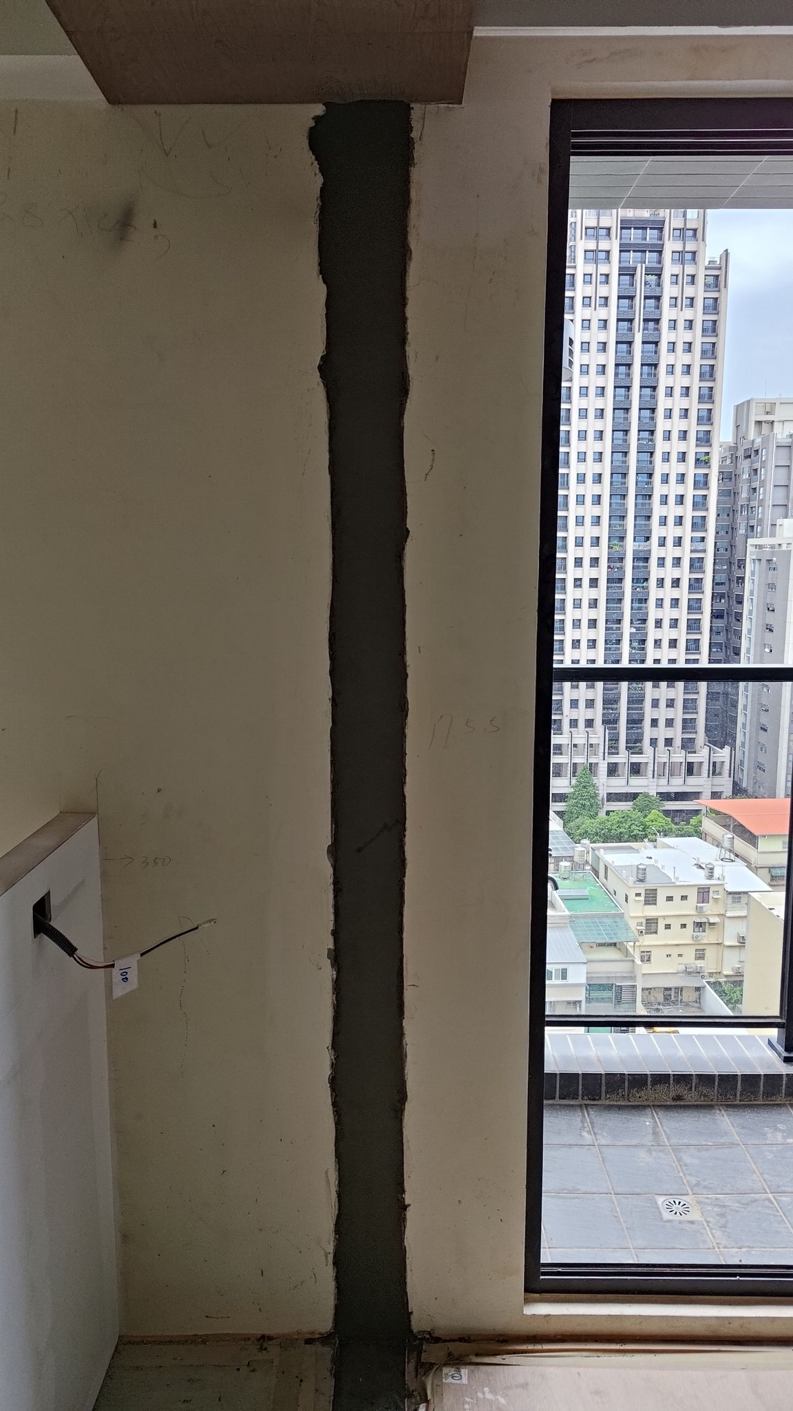 新竹縣竹北市管溝修補玄關貼磚